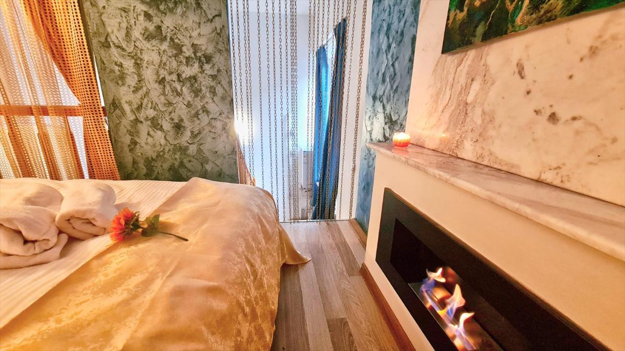 Апартаменты Royal Mansion In Unirii Square Клуж-Напока Экстерьер фото